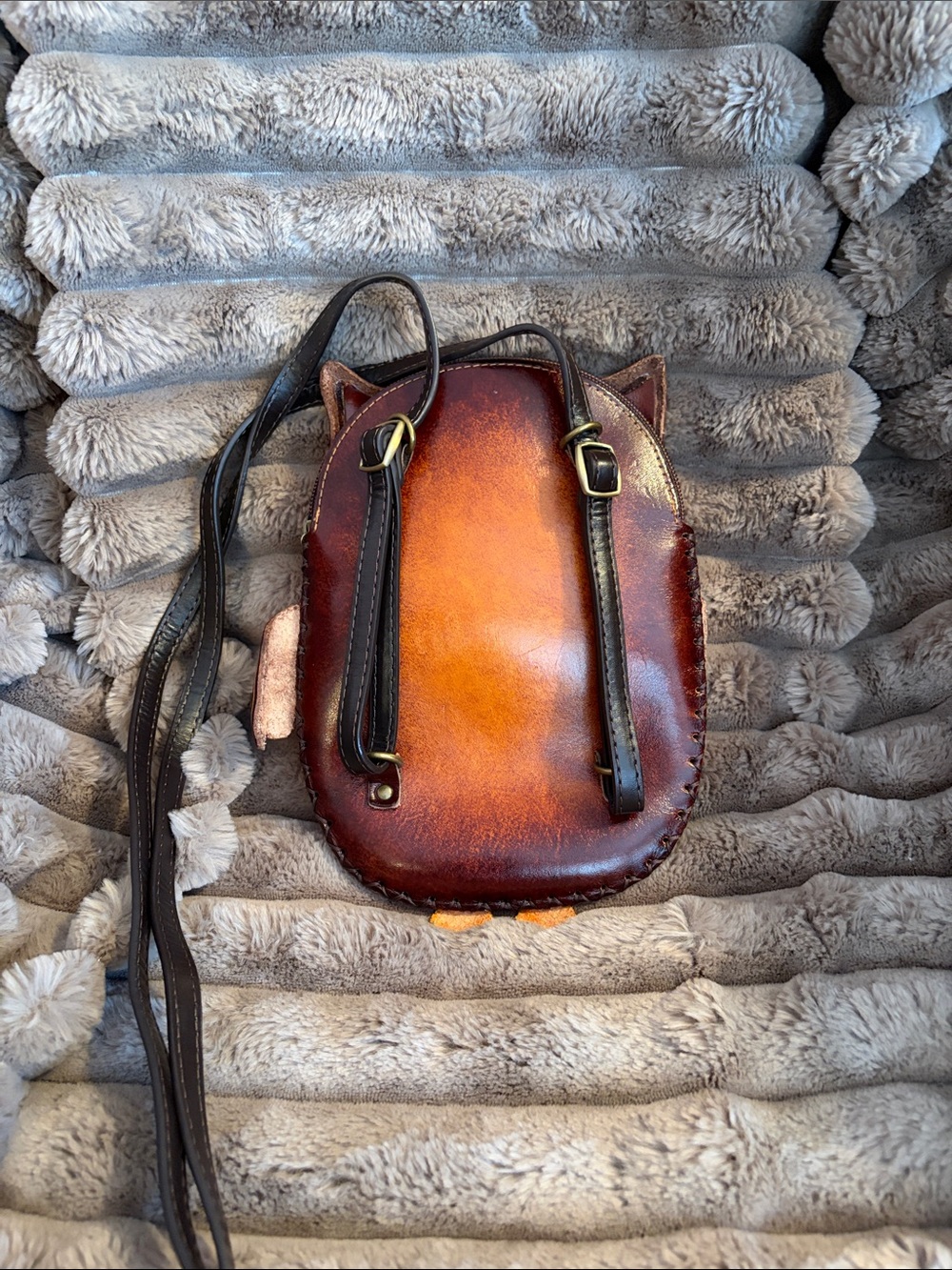 Hand-Painted Brown Owl Crossbody/Backpack with Pink Bow - Picture 4 of 8